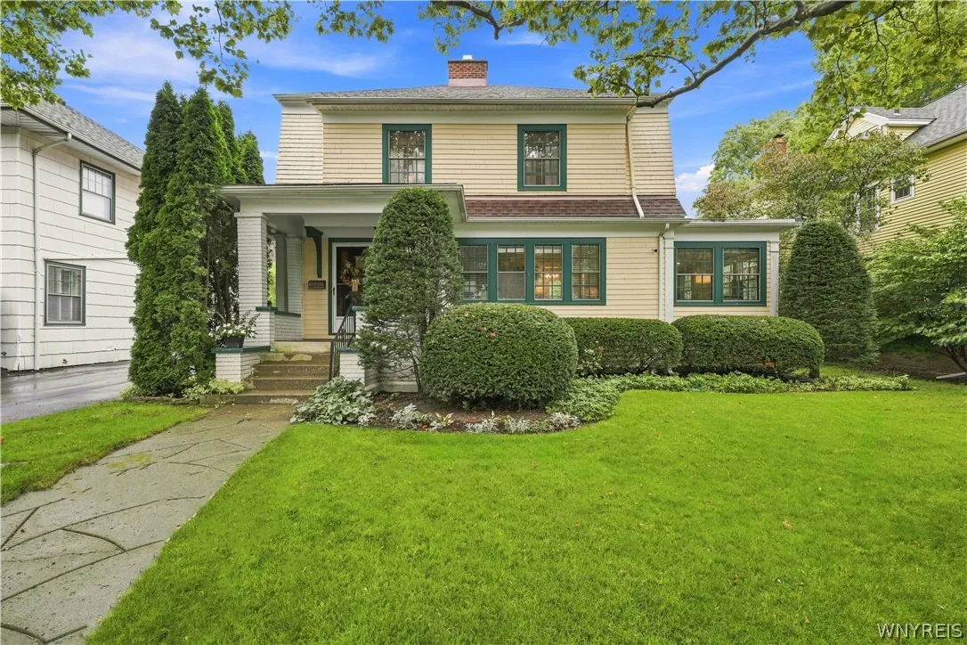 373 Woodbridge Avenue, Buffalo, New York 14214, Buffalo, New York 14214, 3 Bedroom Bedrooms, 8 Room Rooms,1 BathroomBathrooms,Residential,For Sale,373 Woodbridge Avenue, Buffalo, New York 14214,0,B1714125