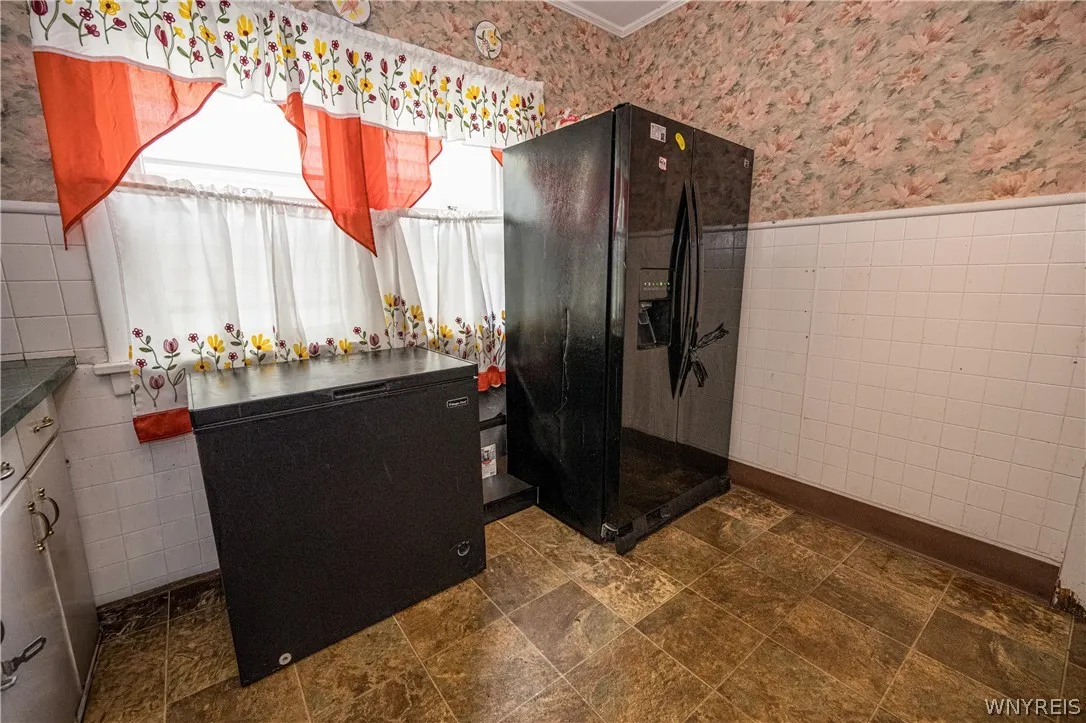19 Tioga Street, Buffalo, New York 14216, Buffalo, New York 14216, 7 Bedroom Bedrooms, ,2 BathroomBathrooms,Residential,For Sale,19 Tioga Street, Buffalo, New York 14216,0,B1694378