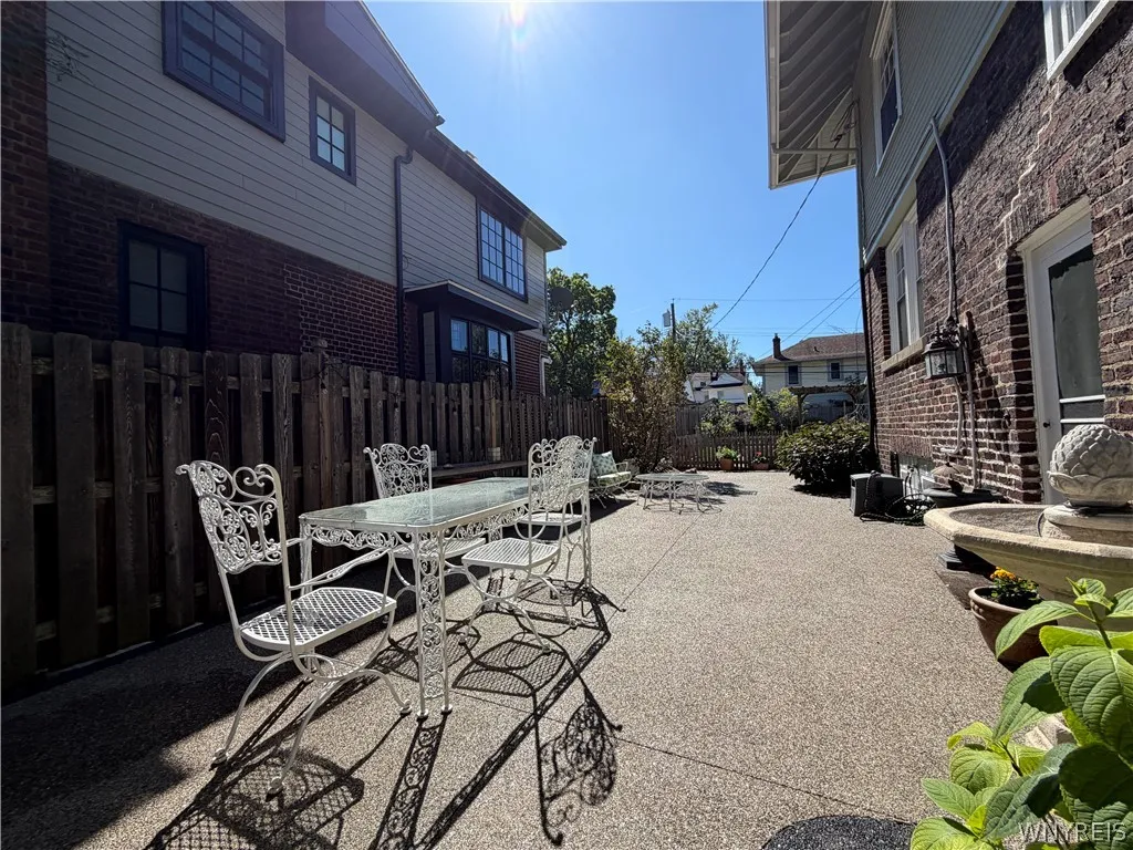 334 Woodbridge Avenue, Buffalo, New York 14214, Buffalo, New York 14214, 4 Bedroom Bedrooms, 10 Room Rooms,2 BathroomBathrooms,Residential,For Sale,334 Woodbridge Avenue, Buffalo, New York 14214,0,B1714403
