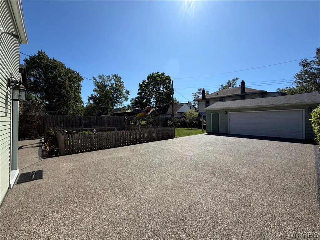 334 Woodbridge Avenue, Buffalo, New York 14214, Buffalo, New York 14214, 4 Bedroom Bedrooms, 10 Room Rooms,2 BathroomBathrooms,Residential,For Sale,334 Woodbridge Avenue, Buffalo, New York 14214,0,B1714403