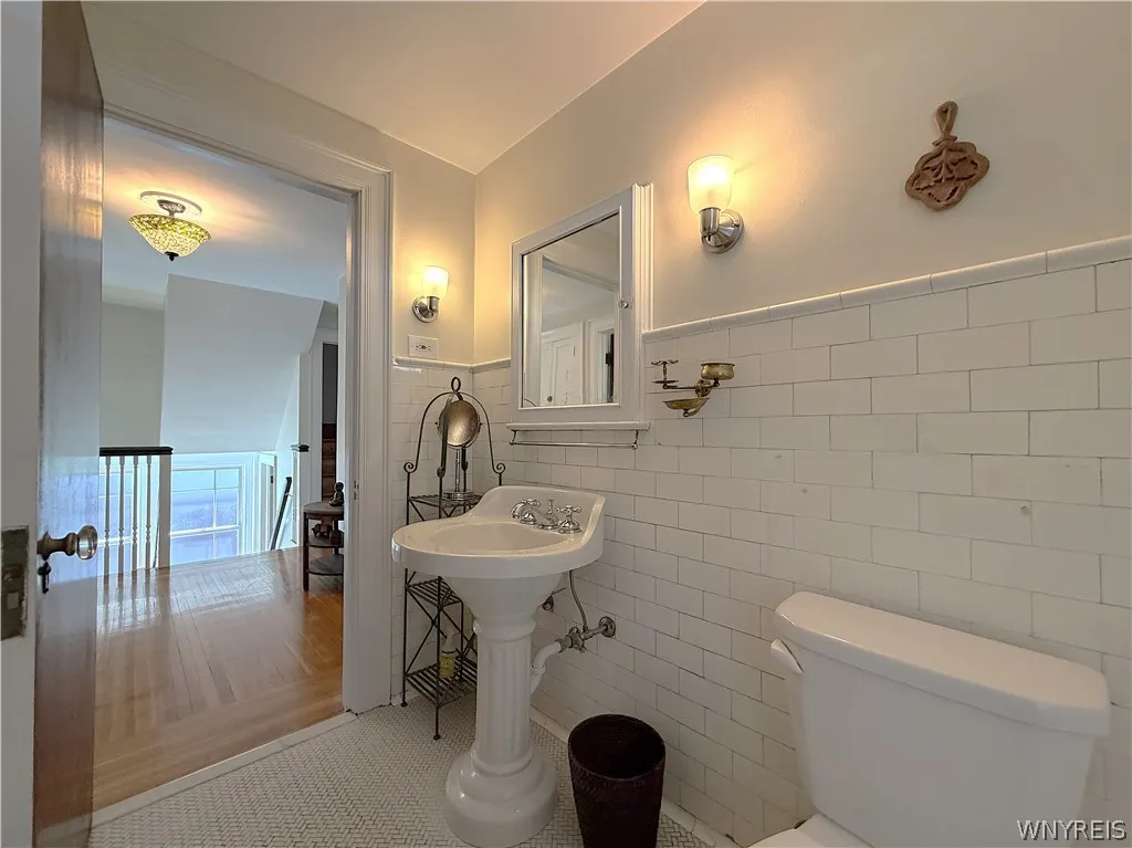 334 Woodbridge Avenue, Buffalo, New York 14214, Buffalo, New York 14214, 4 Bedroom Bedrooms, 10 Room Rooms,2 BathroomBathrooms,Residential,For Sale,334 Woodbridge Avenue, Buffalo, New York 14214,0,B1714403