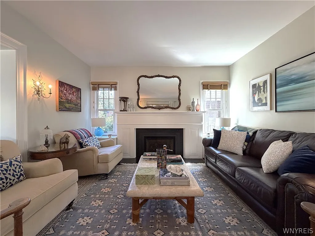 334 Woodbridge Avenue, Buffalo, New York 14214, Buffalo, New York 14214, 4 Bedroom Bedrooms, 10 Room Rooms,2 BathroomBathrooms,Residential,For Sale,334 Woodbridge Avenue, Buffalo, New York 14214,0,B1714403
