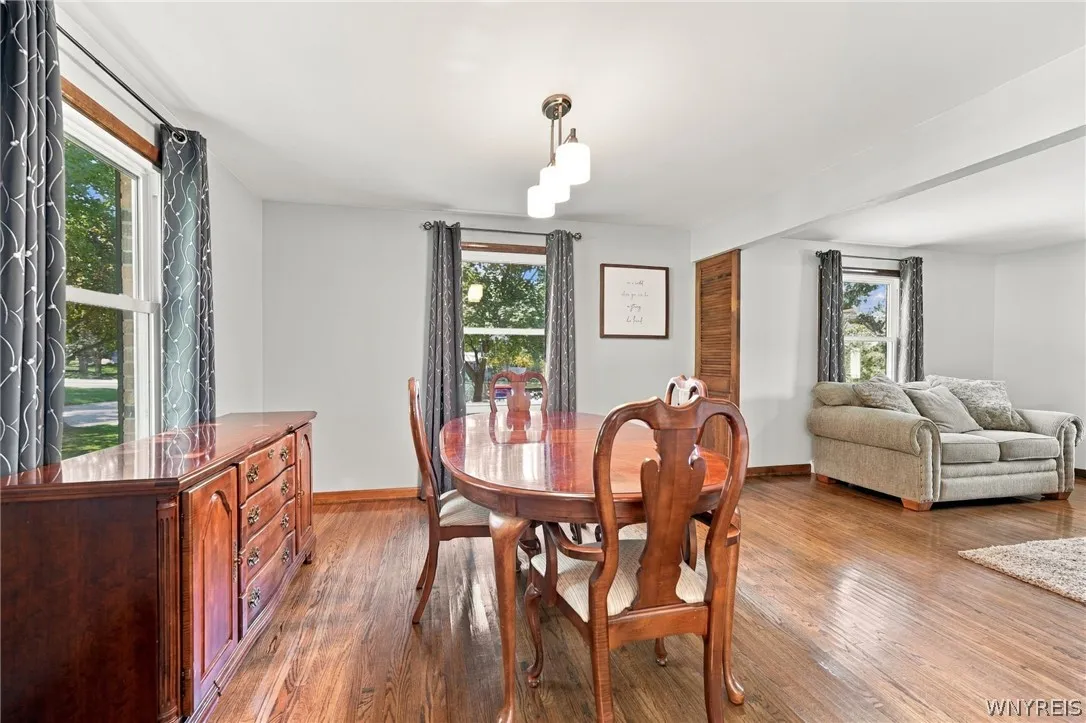 11 Old Orchard Lane, Orchard Park, New York 14127, Orchard Park, New York 14127, 4 Bedroom Bedrooms, 9 Room Rooms,2 BathroomBathrooms,Residential,For Sale,11 Old Orchard Lane, Orchard Park, New York 14127,0,B1714412