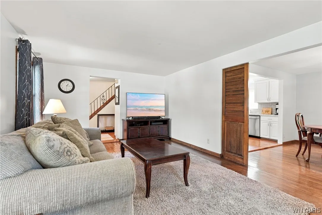 11 Old Orchard Lane, Orchard Park, New York 14127, Orchard Park, New York 14127, 4 Bedroom Bedrooms, 9 Room Rooms,2 BathroomBathrooms,Residential,For Sale,11 Old Orchard Lane, Orchard Park, New York 14127,0,B1714412