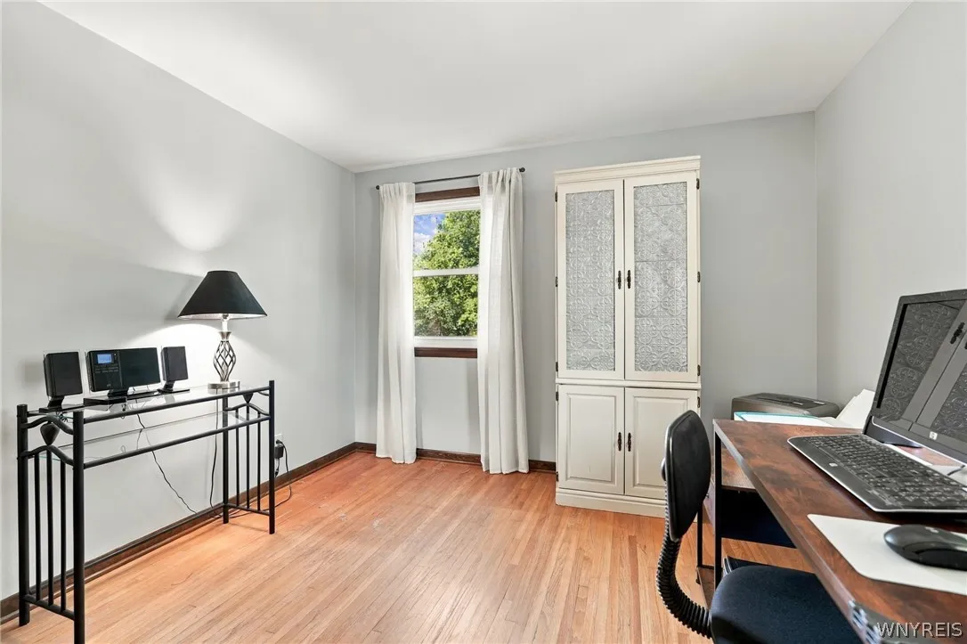11 Old Orchard Lane, Orchard Park, New York 14127, Orchard Park, New York 14127, 4 Bedroom Bedrooms, 9 Room Rooms,2 BathroomBathrooms,Residential,For Sale,11 Old Orchard Lane, Orchard Park, New York 14127,0,B1714412