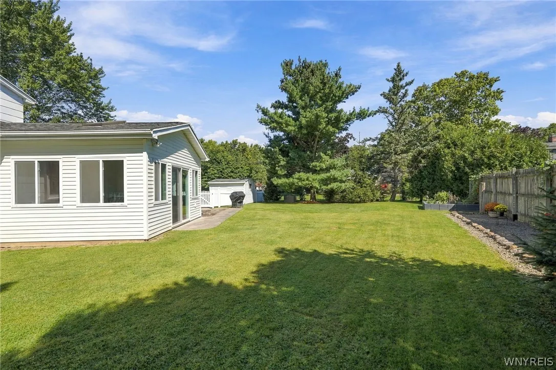 11 Old Orchard Lane, Orchard Park, New York 14127, Orchard Park, New York 14127, 4 Bedroom Bedrooms, 9 Room Rooms,2 BathroomBathrooms,Residential,For Sale,11 Old Orchard Lane, Orchard Park, New York 14127,0,B1714412