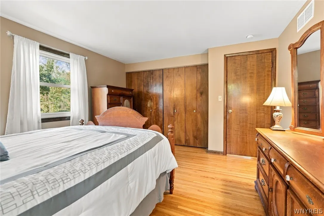 11 Old Orchard Lane, Orchard Park, New York 14127, Orchard Park, New York 14127, 4 Bedroom Bedrooms, 9 Room Rooms,2 BathroomBathrooms,Residential,For Sale,11 Old Orchard Lane, Orchard Park, New York 14127,0,B1714412