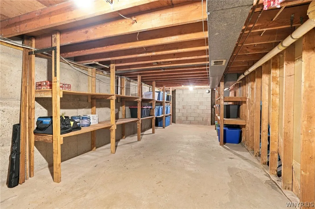 11 Old Orchard Lane, Orchard Park, New York 14127, Orchard Park, New York 14127, 4 Bedroom Bedrooms, 9 Room Rooms,2 BathroomBathrooms,Residential,For Sale,11 Old Orchard Lane, Orchard Park, New York 14127,0,B1714412