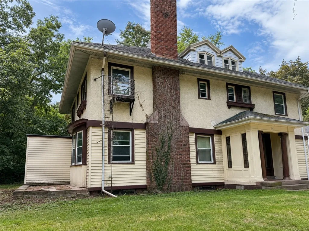 147 Parkdale Terrace, Rochester, New York 14615, Rochester, New York 14615, 2 Bedroom Bedrooms, ,Multi Family,For Sale,147 Parkdale Terrace, Rochester, New York 14615,0,R1711015