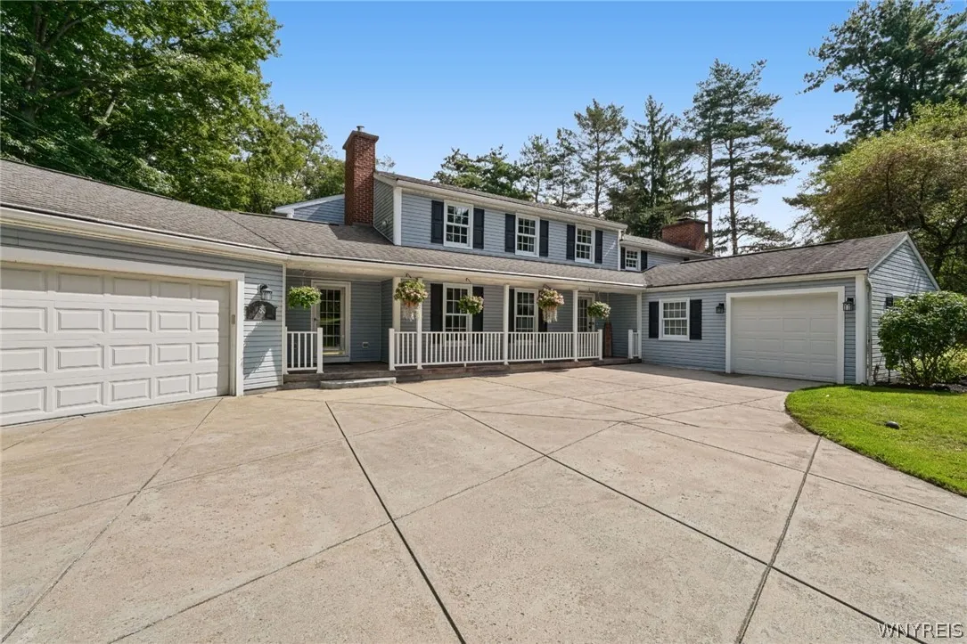 53 Stonehenge Drive, Orchard Park, New York 14127, Orchard Park, New York 14127, 5 Bedroom Bedrooms, 10 Room Rooms,3 BathroomBathrooms,Residential,For Sale,53 Stonehenge Drive, Orchard Park, New York 14127,0,B1714467