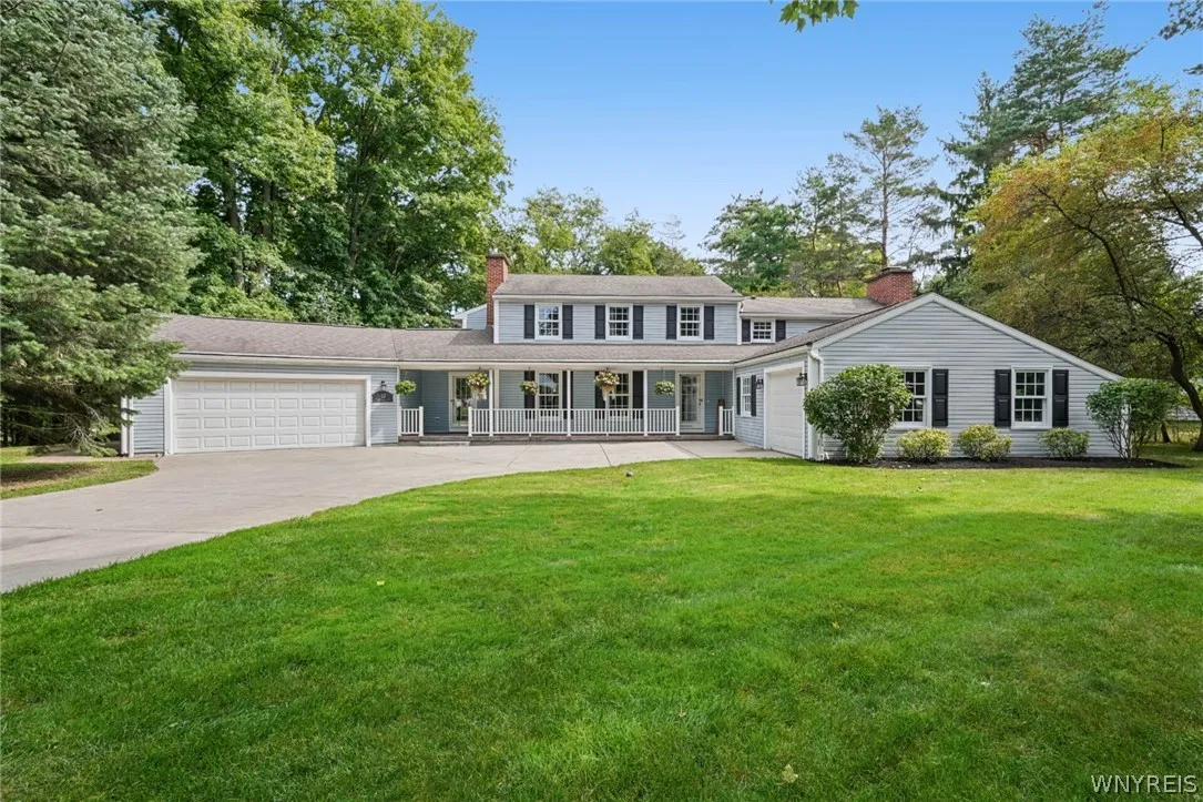 53 Stonehenge Drive, Orchard Park, New York 14127, Orchard Park, New York 14127, 5 Bedroom Bedrooms, 10 Room Rooms,3 BathroomBathrooms,Residential,For Sale,53 Stonehenge Drive, Orchard Park, New York 14127,0,B1714467