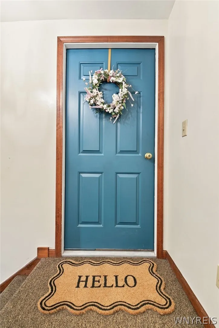 270 Buffalo Road 22, Aurora, New York 14052, Aurora, New York 14052, 2 Bedroom Bedrooms, 6 Room Rooms,2 BathroomBathrooms,Residential,For Sale,270 Buffalo Road 22, Aurora, New York 14052,0,B1714539