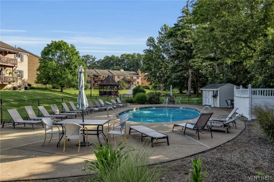 270 Buffalo Road 22, Aurora, New York 14052, Aurora, New York 14052, 2 Bedroom Bedrooms, 6 Room Rooms,2 BathroomBathrooms,Residential,For Sale,270 Buffalo Road 22, Aurora, New York 14052,0,B1714539
