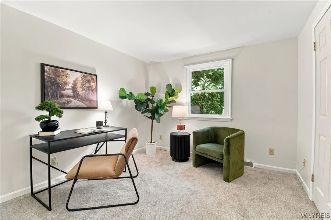 270 Buffalo Road 22, Aurora, New York 14052, Aurora, New York 14052, 2 Bedroom Bedrooms, 6 Room Rooms,2 BathroomBathrooms,Residential,For Sale,270 Buffalo Road 22, Aurora, New York 14052,0,B1714539