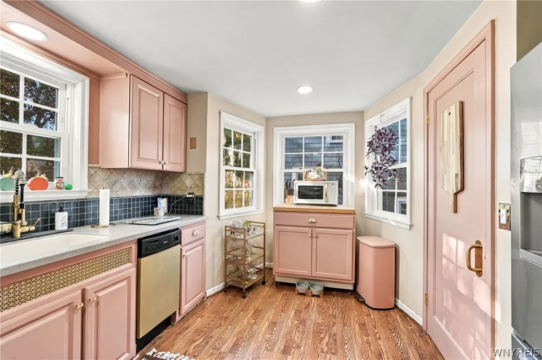 492 Lamarck Drive, Cheektowaga, New York 14225, Cheektowaga, New York 14225, 3 Bedroom Bedrooms, 7 Room Rooms,2 BathroomBathrooms,Residential,For Sale,492 Lamarck Drive, Cheektowaga, New York 14225,0,B1714893