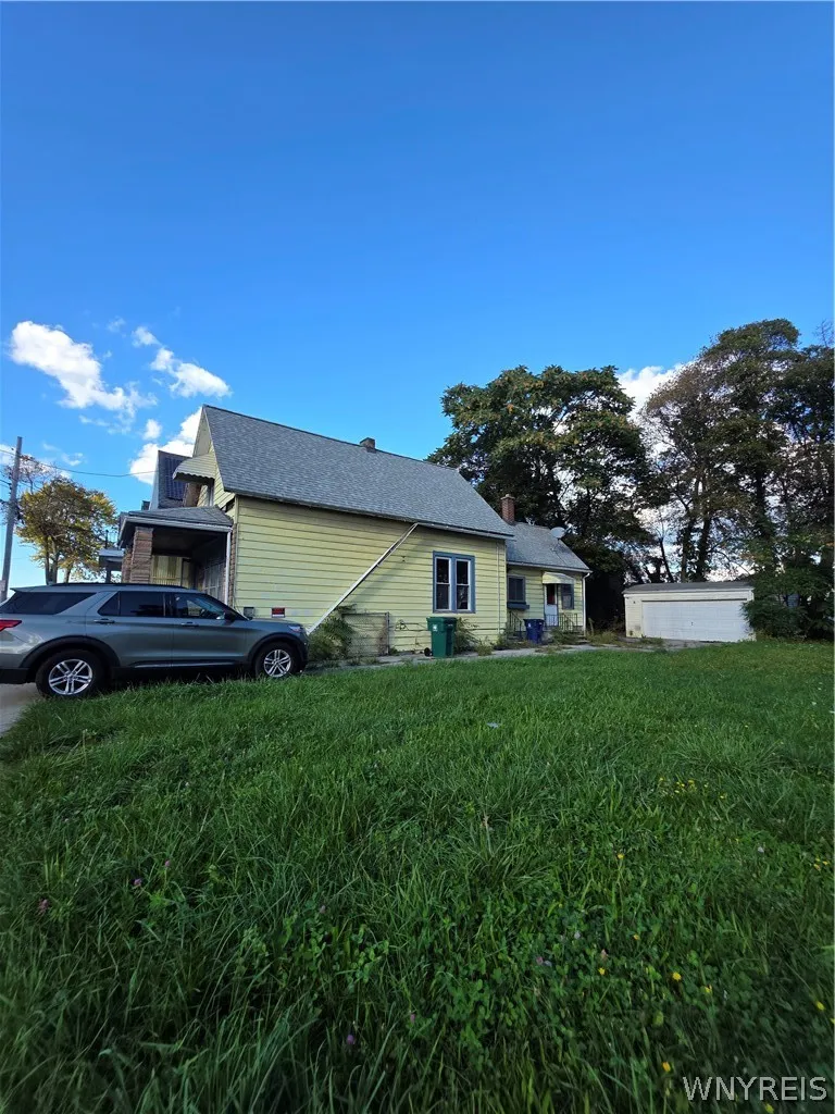301 Peach Street, Buffalo, New York 14204, Buffalo, New York 14204, 3 Bedroom Bedrooms, 6 Room Rooms,1 BathroomBathrooms,Residential,For Sale,301 Peach Street, Buffalo, New York 14204,0,B1715029