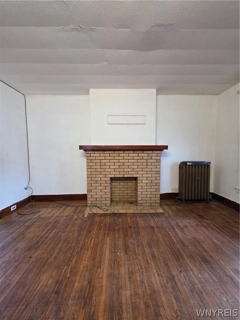 301 Peach Street, Buffalo, New York 14204, Buffalo, New York 14204, 3 Bedroom Bedrooms, 6 Room Rooms,1 BathroomBathrooms,Residential,For Sale,301 Peach Street, Buffalo, New York 14204,0,B1715029