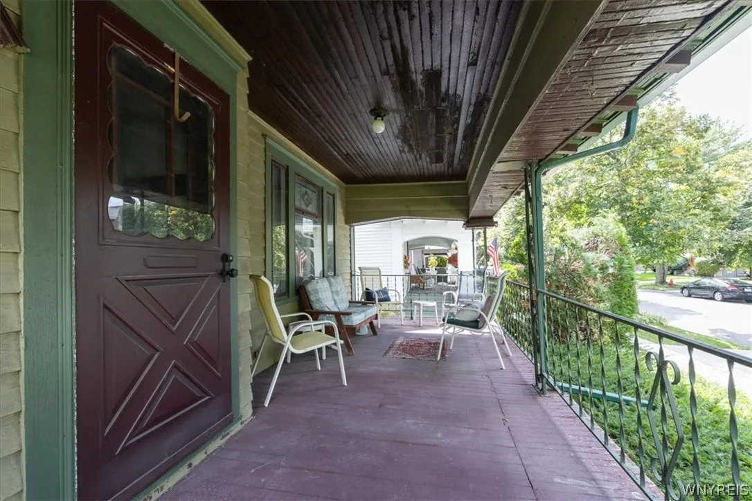 105 Wallace Avenue, Buffalo, New York 14214, Buffalo, New York 14214, 6 Bedroom Bedrooms, ,2 BathroomBathrooms,Residential,For Sale,105 Wallace Avenue, Buffalo, New York 14214,0,B1713683