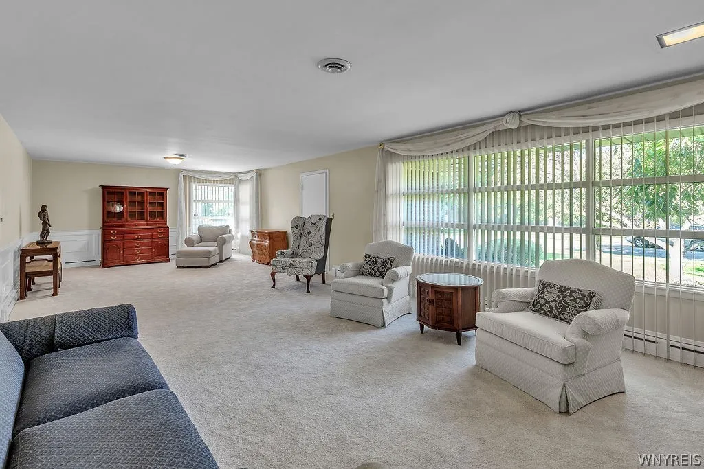 Living room/Dining room