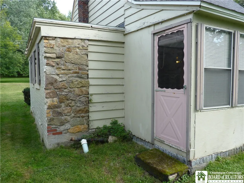 Rear door entry
