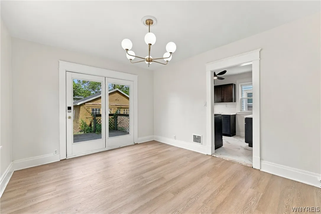 127 West Northrup Place N, Buffalo, New York 14214, Buffalo, New York 14214, 5 Bedroom Bedrooms, 8 Room Rooms,2 BathroomBathrooms,Residential,For Sale,127 West Northrup Place N, Buffalo, New York 14214,0,B1715367