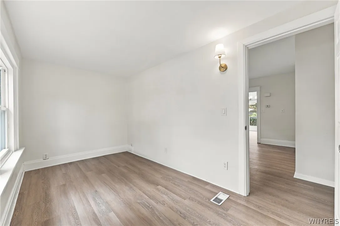 127 West Northrup Place N, Buffalo, New York 14214, Buffalo, New York 14214, 5 Bedroom Bedrooms, 8 Room Rooms,2 BathroomBathrooms,Residential,For Sale,127 West Northrup Place N, Buffalo, New York 14214,0,B1715367