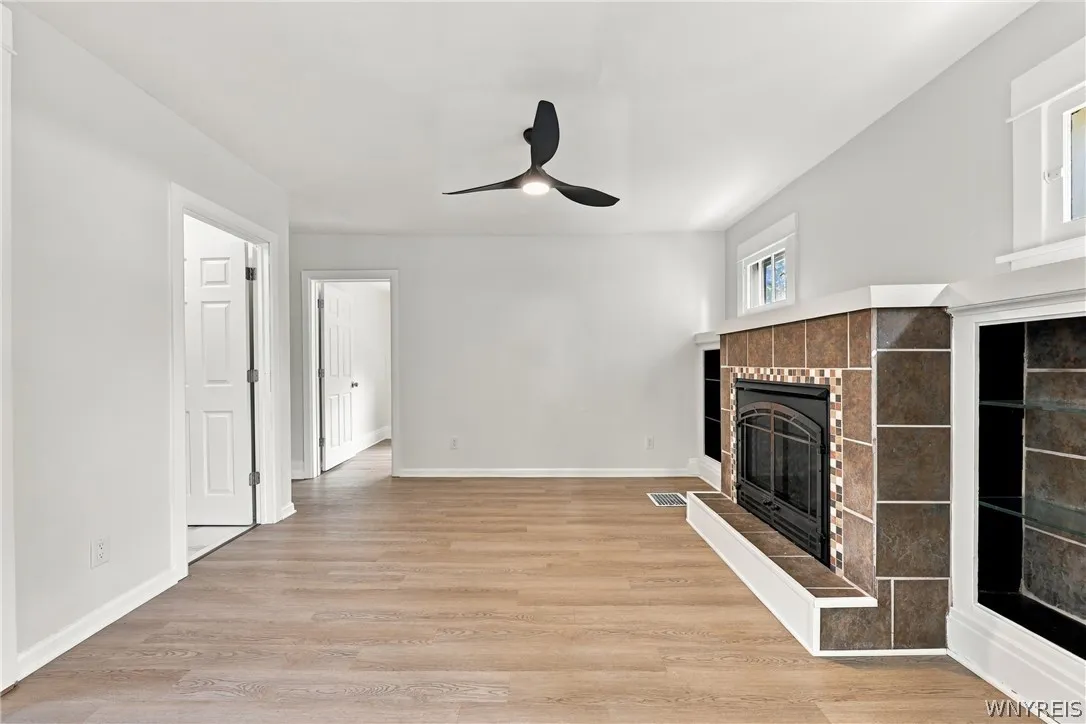 127 West Northrup Place N, Buffalo, New York 14214, Buffalo, New York 14214, 5 Bedroom Bedrooms, 8 Room Rooms,2 BathroomBathrooms,Residential,For Sale,127 West Northrup Place N, Buffalo, New York 14214,0,B1715367