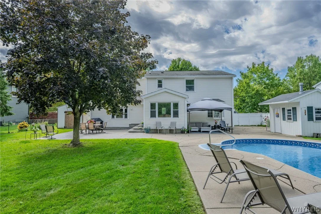 6104 Berkley Drive, Orchard Park, New York 14127, Orchard Park, New York 14127, 4 Bedroom Bedrooms, 8 Room Rooms,3 BathroomBathrooms,Residential,For Sale,6104 Berkley Drive, Orchard Park, New York 14127,0,B1714865