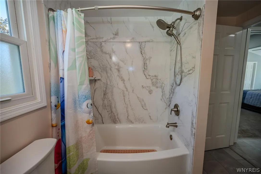 6104 Berkley Drive, Orchard Park, New York 14127, Orchard Park, New York 14127, 4 Bedroom Bedrooms, 8 Room Rooms,3 BathroomBathrooms,Residential,For Sale,6104 Berkley Drive, Orchard Park, New York 14127,0,B1714865