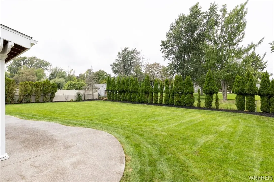 115 Via Foresta Lane, Amherst, New York 14221, Amherst, New York 14221, 4 Bedroom Bedrooms, 9 Room Rooms,2 BathroomBathrooms,Residential,For Sale,115 Via Foresta Lane, Amherst, New York 14221,0,B1714372