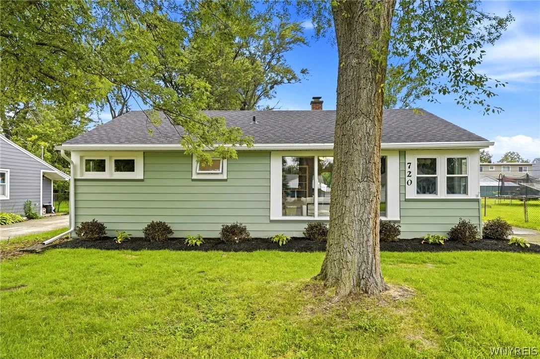 720 Highland Avenue, Tonawanda, New York 14223, Tonawanda, New York 14223, 3 Bedroom Bedrooms, 7 Room Rooms,1 BathroomBathrooms,Residential,For Sale,720 Highland Avenue, Tonawanda, New York 14223,0,B1715821
