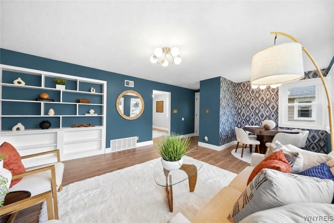 720 Highland Avenue, Tonawanda, New York 14223, Tonawanda, New York 14223, 3 Bedroom Bedrooms, 7 Room Rooms,1 BathroomBathrooms,Residential,For Sale,720 Highland Avenue, Tonawanda, New York 14223,0,B1715821