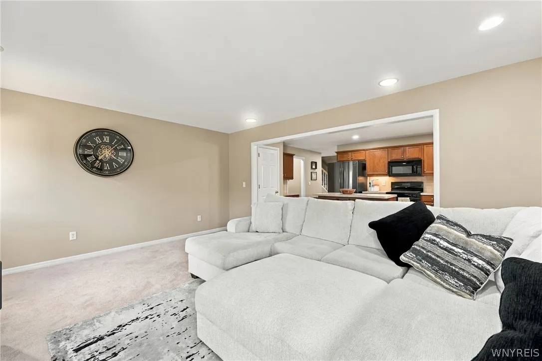 4703 Mosey Lane, Hamburg, New York 14219, Hamburg, New York 14219, 2 Bedroom Bedrooms, 5 Room Rooms,2 BathroomBathrooms,Residential,For Sale,4703 Mosey Lane, Hamburg, New York 14219,0,B1715426