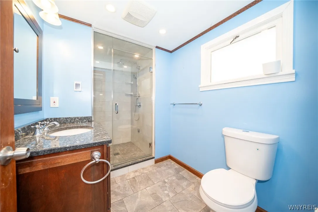23 Aldrich Place, Buffalo, New York 14220, Buffalo, New York 14220, 4 Bedroom Bedrooms, 7 Room Rooms,2 BathroomBathrooms,Residential Lease,For Rent,23 Aldrich Place, Buffalo, New York 14220,0,B1715729