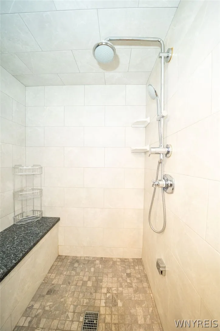 23 Aldrich Place, Buffalo, New York 14220, Buffalo, New York 14220, 4 Bedroom Bedrooms, 7 Room Rooms,2 BathroomBathrooms,Residential Lease,For Rent,23 Aldrich Place, Buffalo, New York 14220,0,B1715729