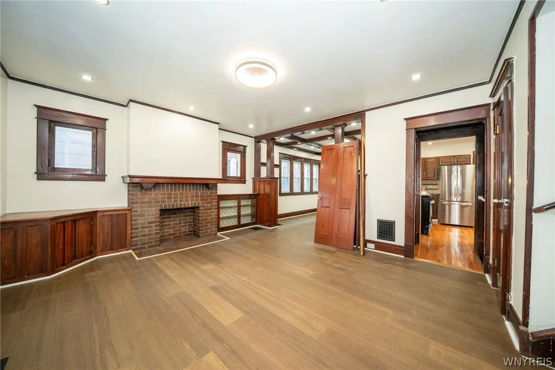 23 Aldrich Place, Buffalo, New York 14220, Buffalo, New York 14220, 4 Bedroom Bedrooms, 7 Room Rooms,2 BathroomBathrooms,Residential Lease,For Rent,23 Aldrich Place, Buffalo, New York 14220,0,B1715729