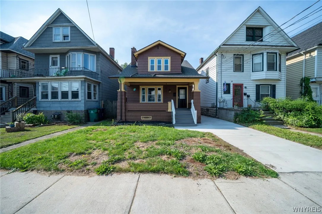 23 Aldrich Place, Buffalo, New York 14220, Buffalo, New York 14220, 4 Bedroom Bedrooms, 7 Room Rooms,2 BathroomBathrooms,Residential Lease,For Rent,23 Aldrich Place, Buffalo, New York 14220,0,B1715729