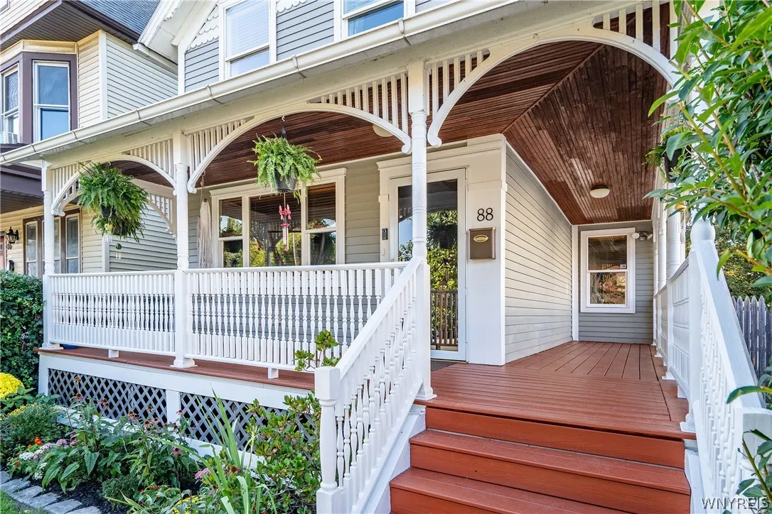 88 York Street, Buffalo, New York 14213, Buffalo, New York 14213, 3 Bedroom Bedrooms, 6 Room Rooms,1 BathroomBathrooms,Residential,For Sale,88 York Street, Buffalo, New York 14213,0,B1715683