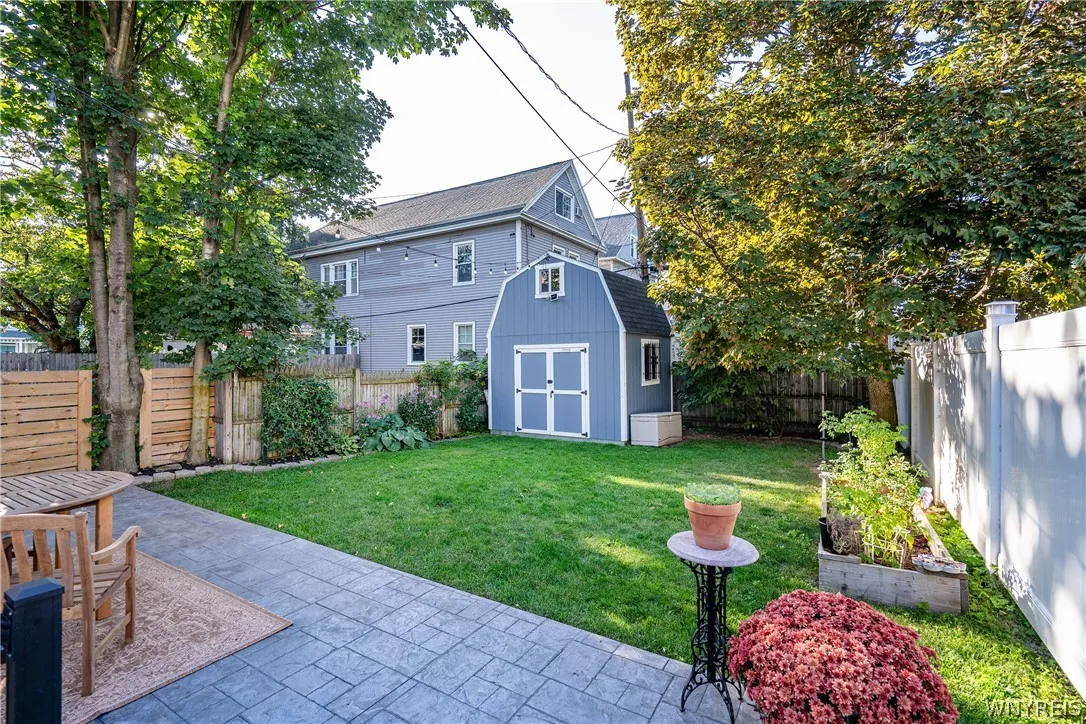 88 York Street, Buffalo, New York 14213, Buffalo, New York 14213, 3 Bedroom Bedrooms, 6 Room Rooms,1 BathroomBathrooms,Residential,For Sale,88 York Street, Buffalo, New York 14213,0,B1715683