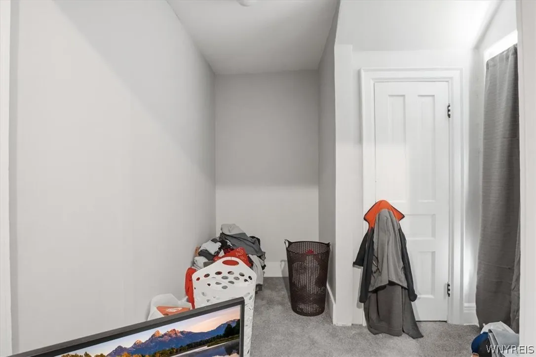 256 Breckenridge Street, Buffalo, New York 14213, Buffalo, New York 14213, 9 Bedroom Bedrooms, ,3 BathroomBathrooms,Residential,For Sale,256 Breckenridge Street, Buffalo, New York 14213,0,B1715681
