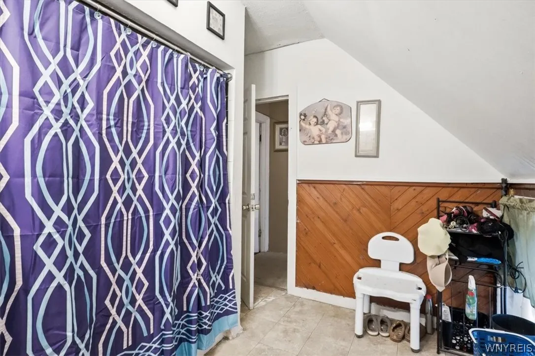 256 Breckenridge Street, Buffalo, New York 14213, Buffalo, New York 14213, 9 Bedroom Bedrooms, ,3 BathroomBathrooms,Residential,For Sale,256 Breckenridge Street, Buffalo, New York 14213,0,B1715681