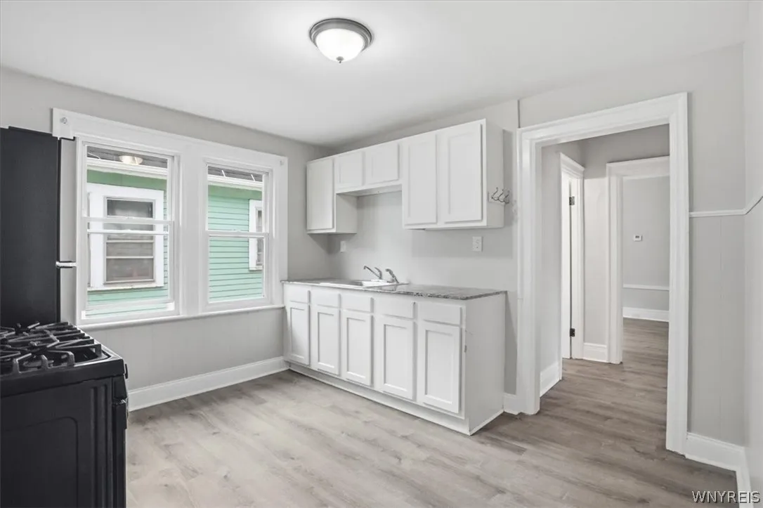 256 Breckenridge Street, Buffalo, New York 14213, Buffalo, New York 14213, 9 Bedroom Bedrooms, ,3 BathroomBathrooms,Residential,For Sale,256 Breckenridge Street, Buffalo, New York 14213,0,B1715681