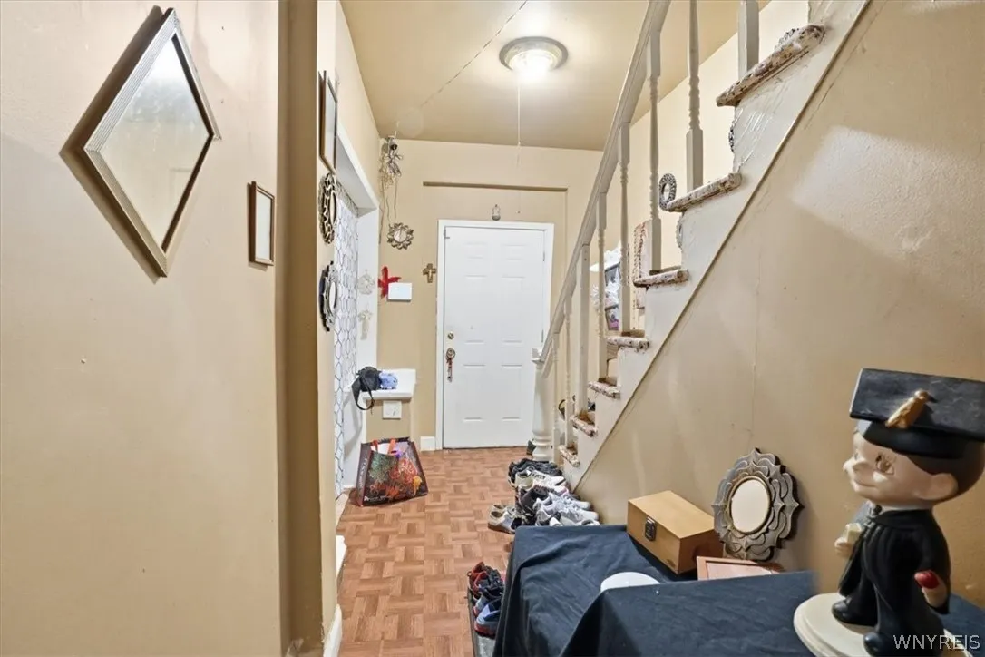256 Breckenridge Street, Buffalo, New York 14213, Buffalo, New York 14213, 9 Bedroom Bedrooms, ,3 BathroomBathrooms,Residential,For Sale,256 Breckenridge Street, Buffalo, New York 14213,0,B1715681