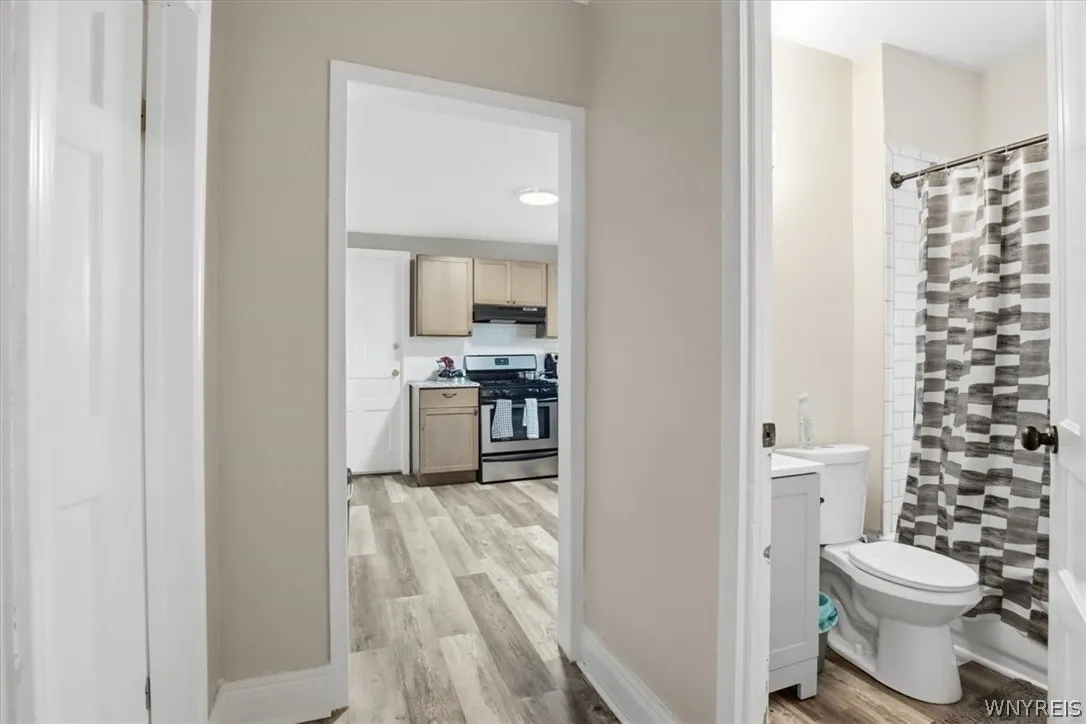 256 Breckenridge Street, Buffalo, New York 14213, Buffalo, New York 14213, 9 Bedroom Bedrooms, ,3 BathroomBathrooms,Residential,For Sale,256 Breckenridge Street, Buffalo, New York 14213,0,B1715681