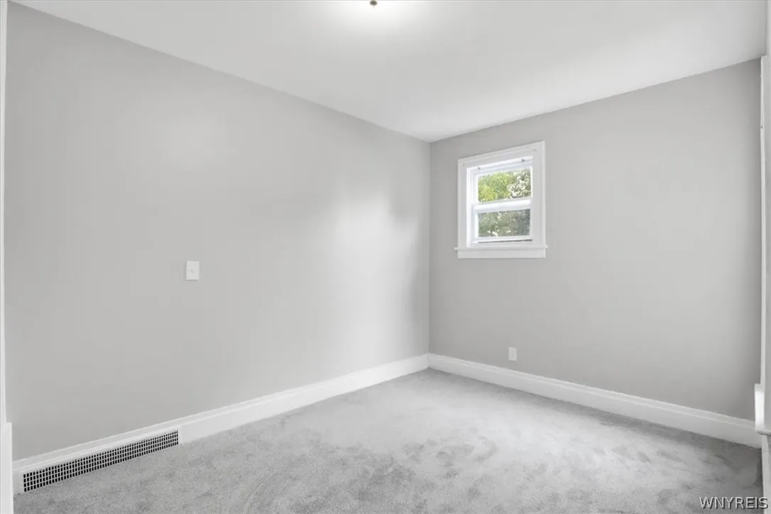 256 Breckenridge Street, Buffalo, New York 14213, Buffalo, New York 14213, 9 Bedroom Bedrooms, ,3 BathroomBathrooms,Residential,For Sale,256 Breckenridge Street, Buffalo, New York 14213,0,B1715681