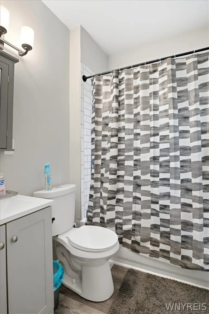 256 Breckenridge Street, Buffalo, New York 14213, Buffalo, New York 14213, 9 Bedroom Bedrooms, ,3 BathroomBathrooms,Residential,For Sale,256 Breckenridge Street, Buffalo, New York 14213,0,B1715681