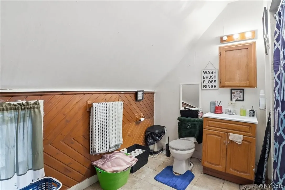 256 Breckenridge Street, Buffalo, New York 14213, Buffalo, New York 14213, 9 Bedroom Bedrooms, ,3 BathroomBathrooms,Residential,For Sale,256 Breckenridge Street, Buffalo, New York 14213,0,B1715681