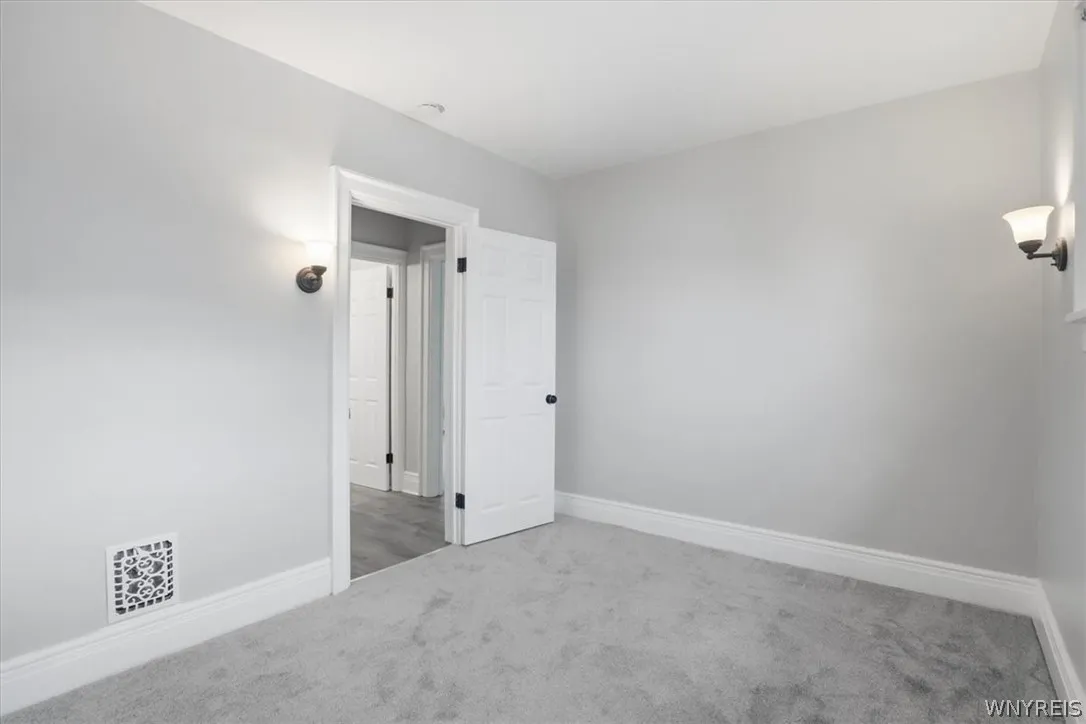 256 Breckenridge Street, Buffalo, New York 14213, Buffalo, New York 14213, 9 Bedroom Bedrooms, ,3 BathroomBathrooms,Residential,For Sale,256 Breckenridge Street, Buffalo, New York 14213,0,B1715681