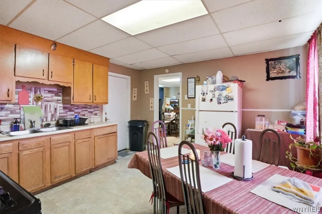 256 Breckenridge Street, Buffalo, New York 14213, Buffalo, New York 14213, 9 Bedroom Bedrooms, ,3 BathroomBathrooms,Residential,For Sale,256 Breckenridge Street, Buffalo, New York 14213,0,B1715681