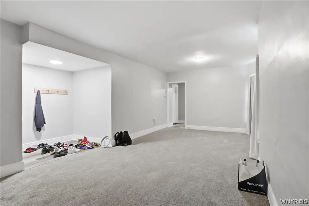 256 Breckenridge Street, Buffalo, New York 14213, Buffalo, New York 14213, 9 Bedroom Bedrooms, ,3 BathroomBathrooms,Residential,For Sale,256 Breckenridge Street, Buffalo, New York 14213,0,B1715681